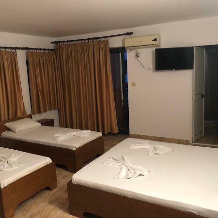 Apartments Toni Ulcinj Ngoại thất bức ảnh