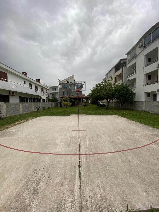 Apartments Toni Ulcinj Ngoại thất bức ảnh