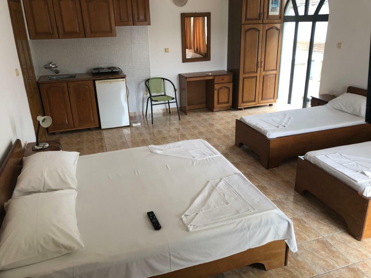 Apartments Toni Ulcinj Ngoại thất bức ảnh