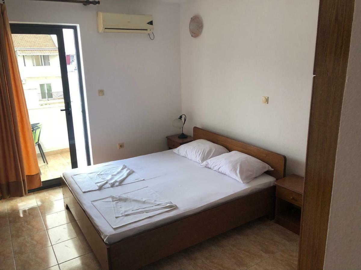 Apartments Toni Ulcinj Ngoại thất bức ảnh