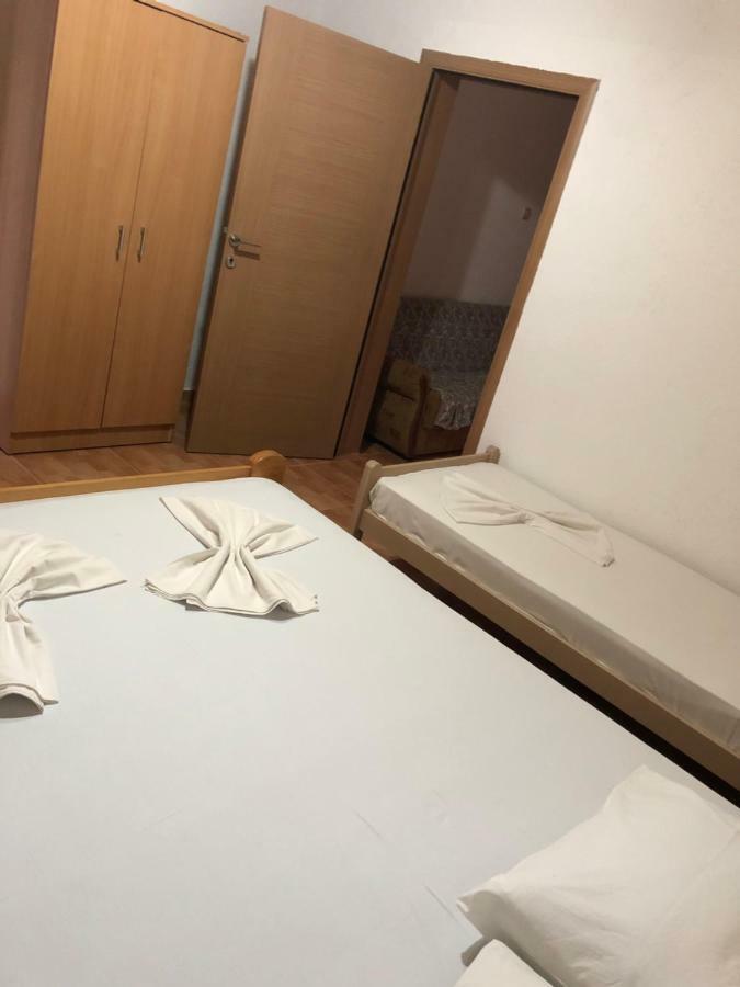 Apartments Toni Ulcinj Ngoại thất bức ảnh