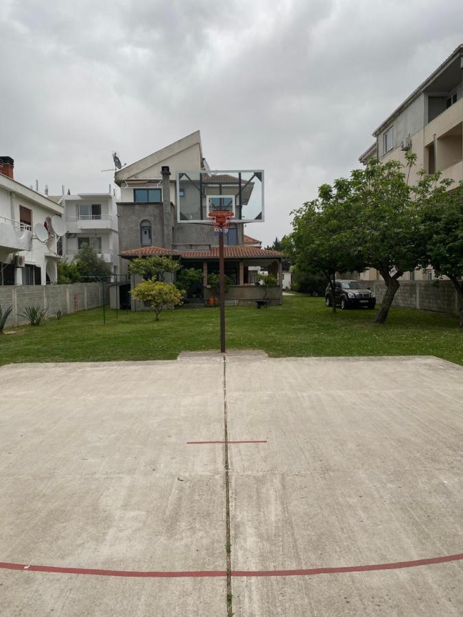 Apartments Toni Ulcinj Ngoại thất bức ảnh